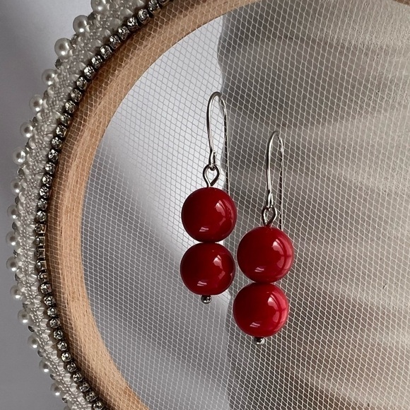 RED Beaded Dangle Earrings in Stainless Steel - Picture 13 of 13